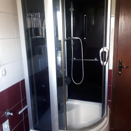 Apartman Break 1 *