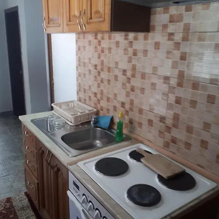 Apartman Break 1 *